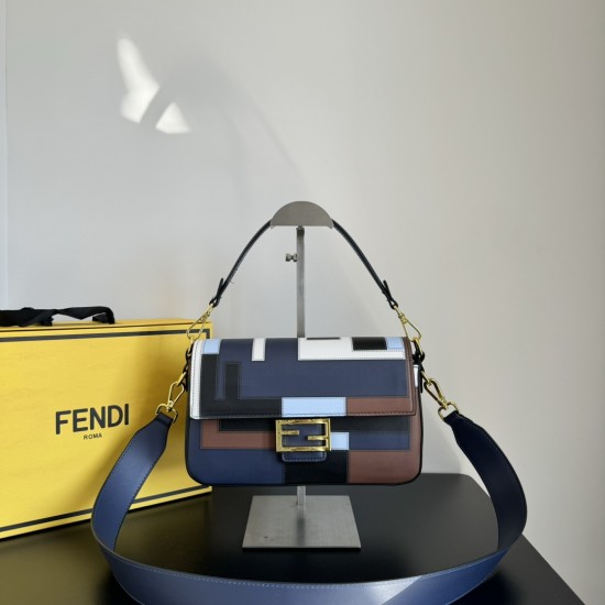 FENDI Baguette