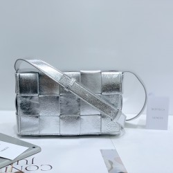 Bottega Veneta ​‍Cassette