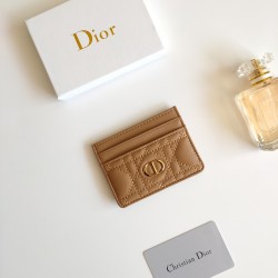 Dior Caro