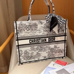 Dior Book Tote