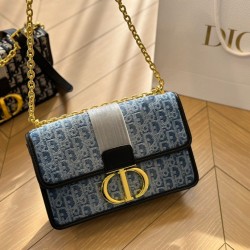 Dior Montaigne