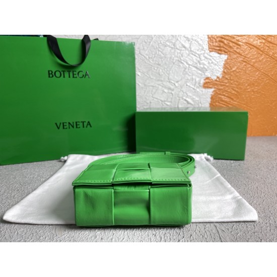 Bottega Veneta ​‍Cassette