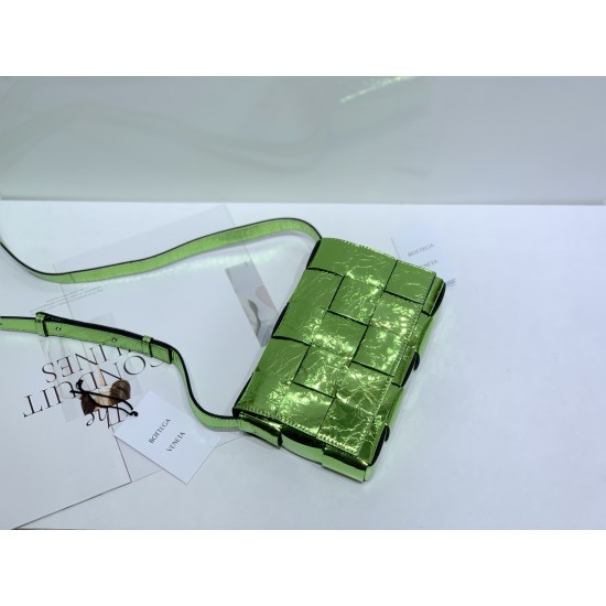 Bottega Veneta Cassette Bottega Veneta Cassette