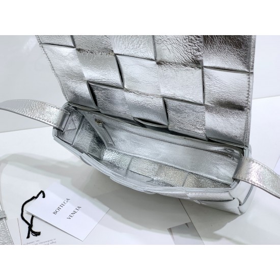 Bottega Veneta Cassette Bottega Veneta Cassette