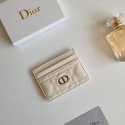 Dior Caro