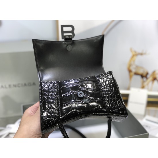 Balenciaga Hourglass