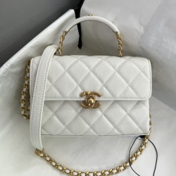 CHANEL COCO HANDLE