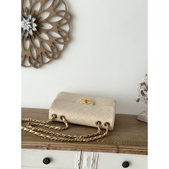 CHANEL FLAP BAG