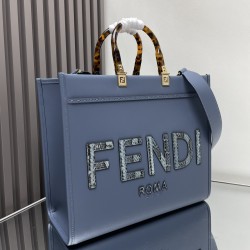 FENDI Tote Bags