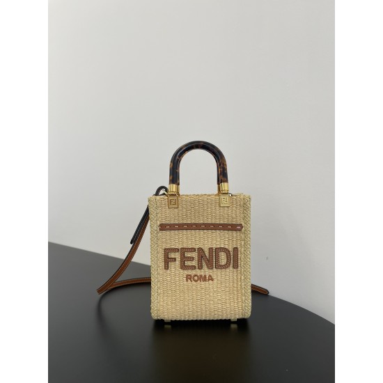 FENDI Tote Bags