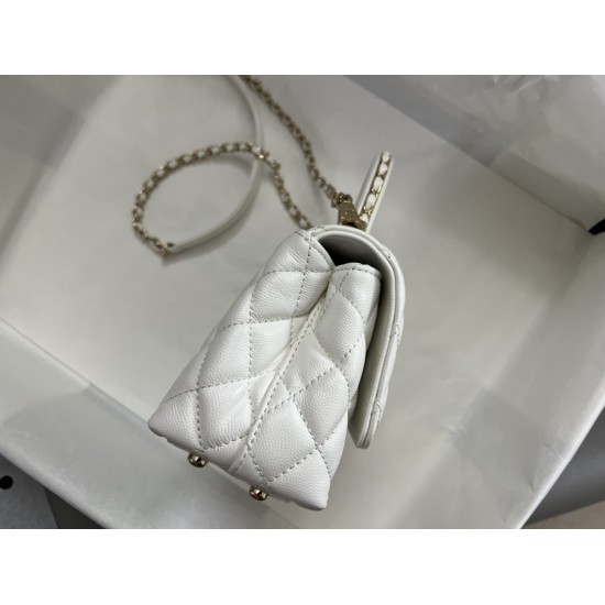 CHANEL COCO HANDLE