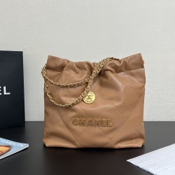 CHANEL 22 Bag