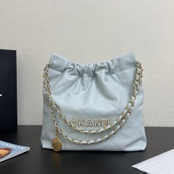 CHANEL 22 Bag