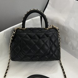 CHANEL COCO HANDLE