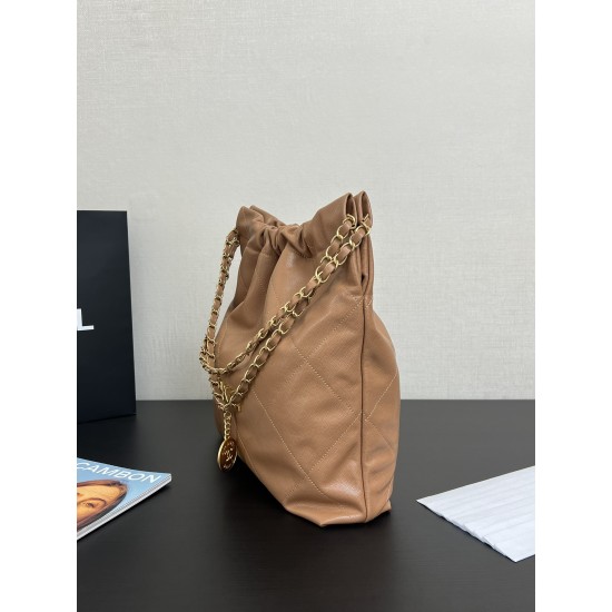 CHANEL 22 Bag