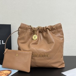 CHANEL 22 Bag