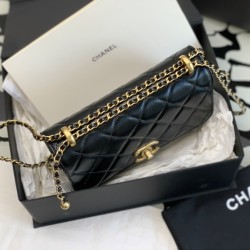 CHANEL BOY BAG