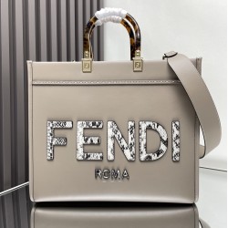 FENDI Tote Bags