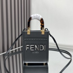 FENDI Tote Bags