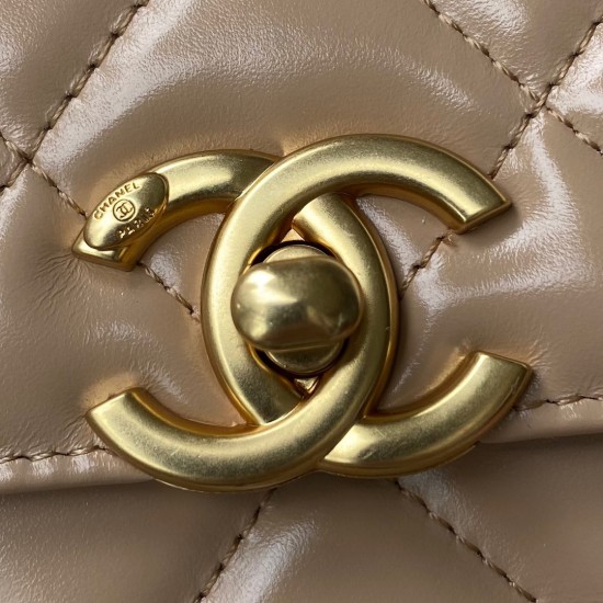 CHANEL BOY BAG