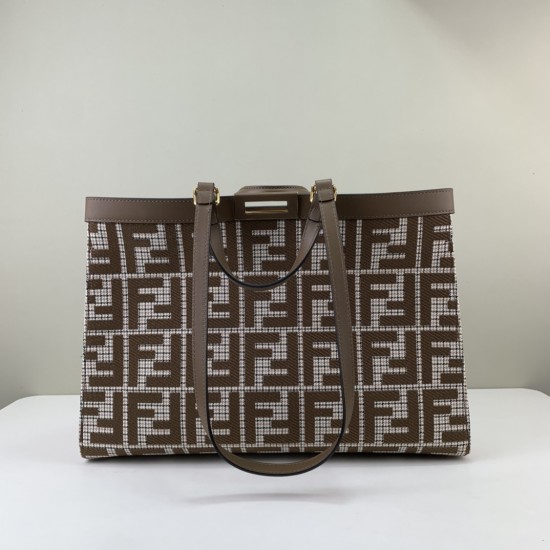 FENDI Tote Bags