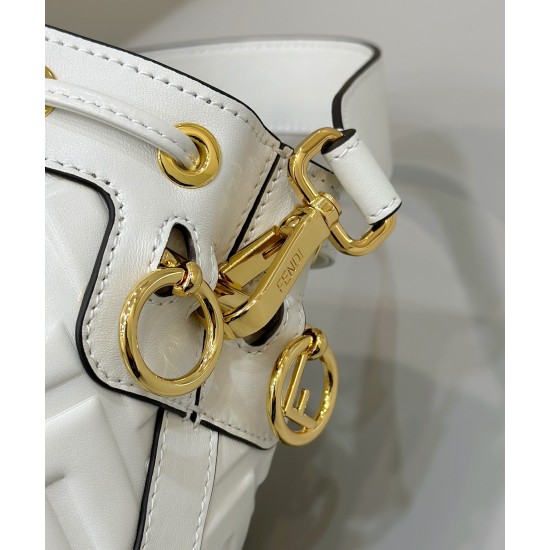 FENDI Bucket Bags