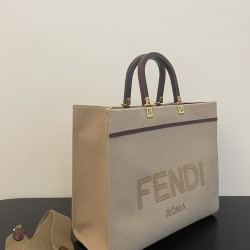 FENDI Tote Bags