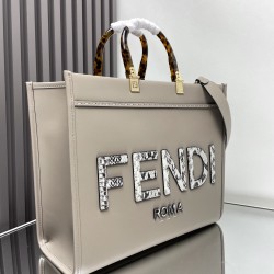 FENDI Tote Bags