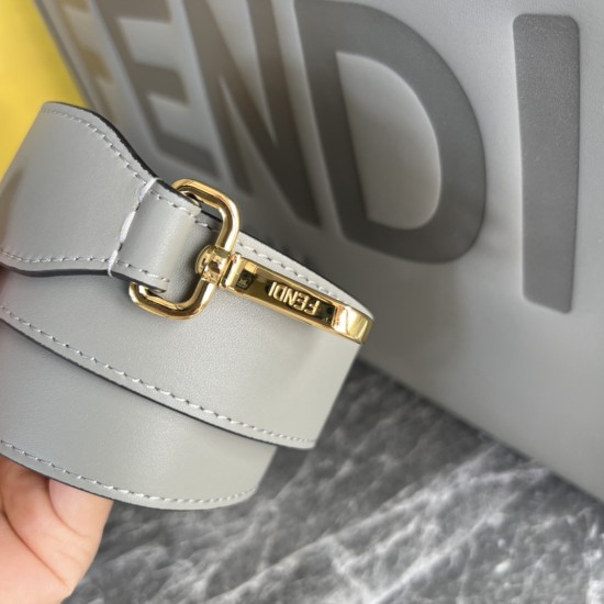 FENDI Tote Bags