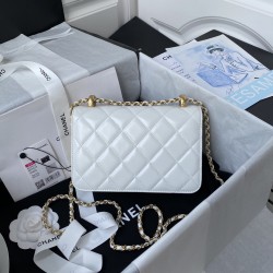 CHANEL BOY BAG