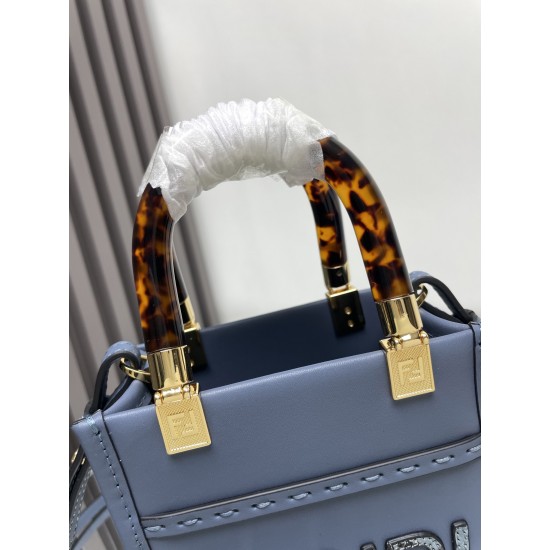 FENDI Tote Bags