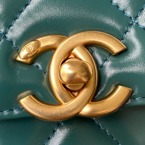 CHANEL BOY BAG