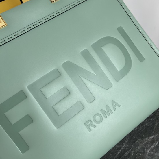 FENDI Tote Bags