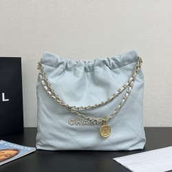 CHANEL 22 Bag