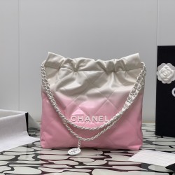 CHANEL 22 Bag