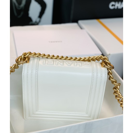 CHANEL BOY BAG