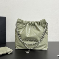 CHANEL 22 Bag