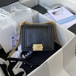 CHANEL BOY BAG