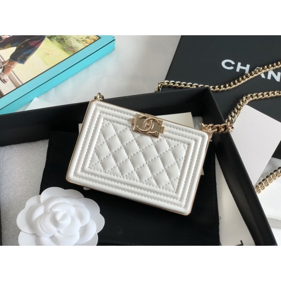 CHANEL BOY BAG