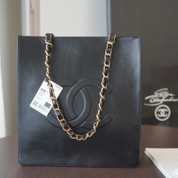 CHANEL TOTE SHOPPING BAG