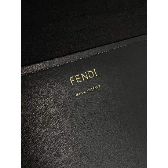 FENDI Tote Bags