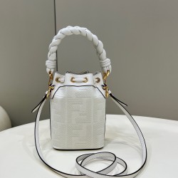 FENDI Bucket Bags