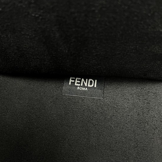 FENDI Tote Bags