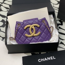 CHANEL TOTE SHOPPING BAG