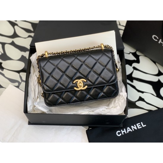 CHANEL BOY BAG