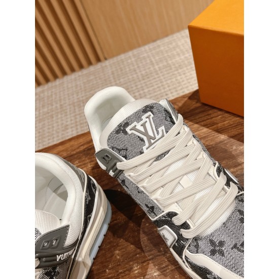 LV Trainer Sneaker