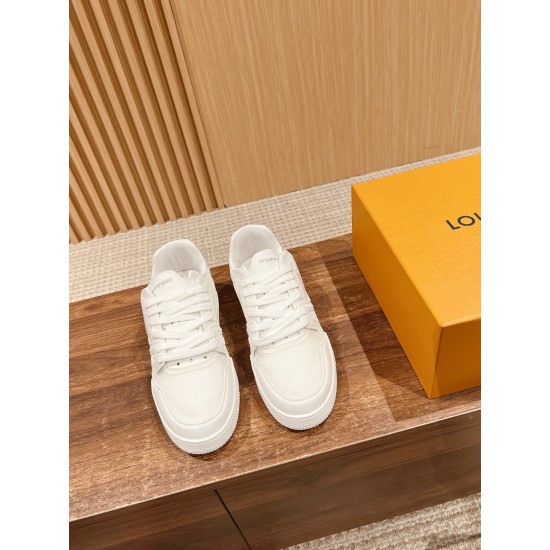 LV Trainer Sneaker