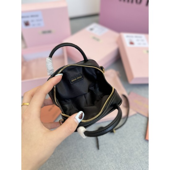 MiuMiu BAGS