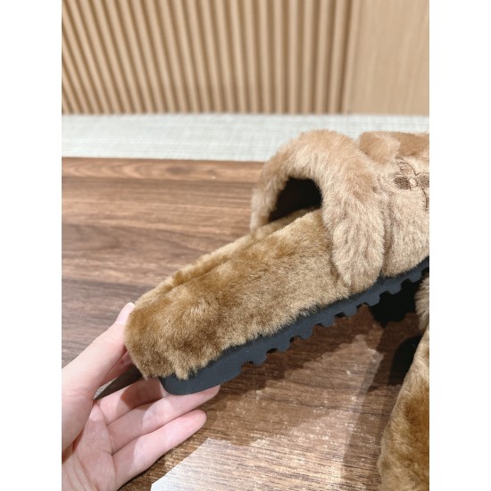 LV Slippers