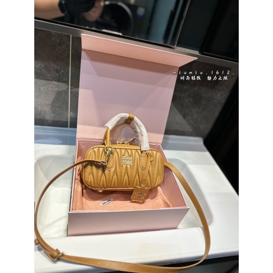 MiuMiu BAGS